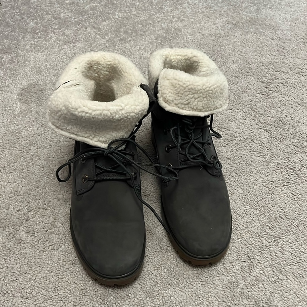 Women’s Timberland Fur-lined Boots